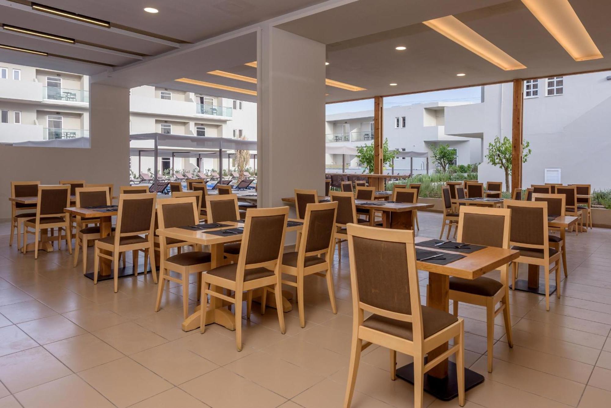 Zeus Hotels Ydoria Resort Adelianósz Kámbosz Kültér fotó